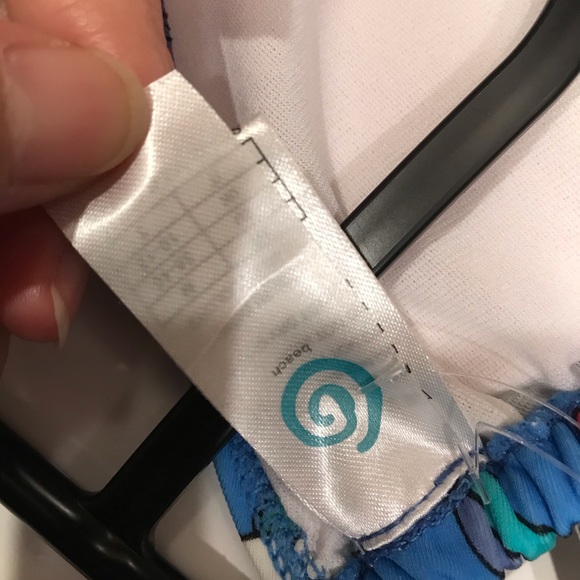 O Beach 🏖 Bikini Set - Picture 6 of 7